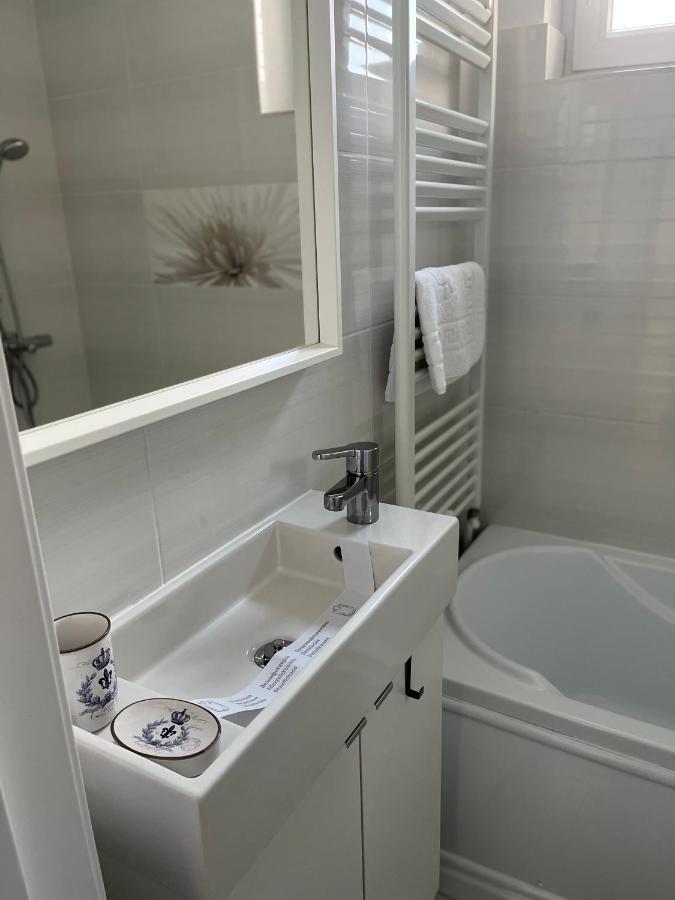 Alma Apartments 수체아바 외부 사진